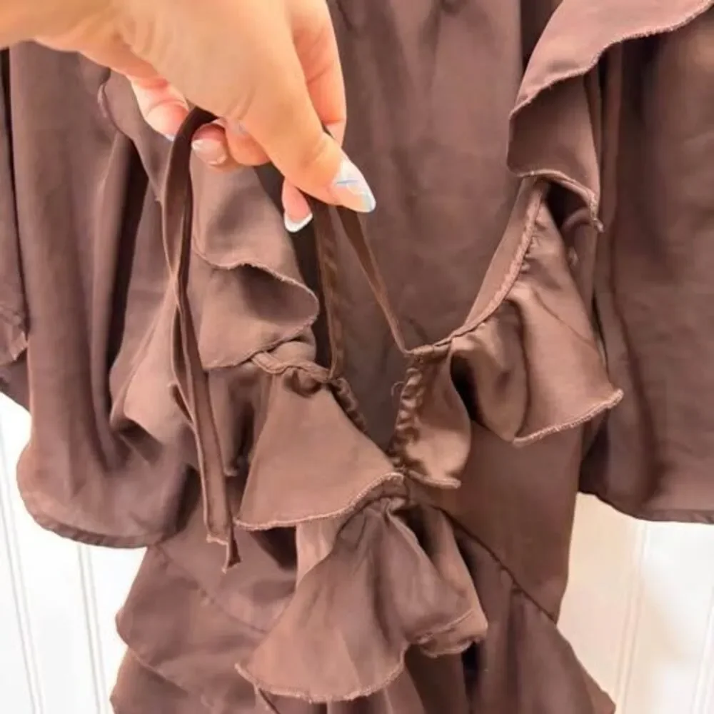 Old Navy Brown Ruffle satin V-Neck Blouse Size M